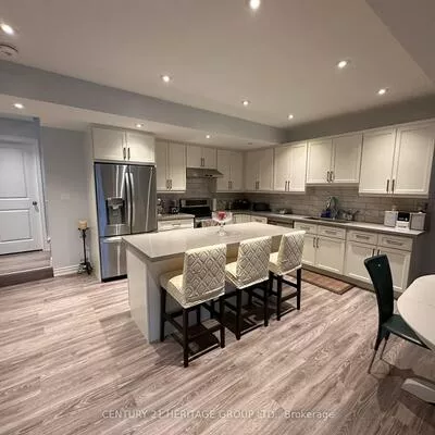 17, La Quinta, Glenway Estates, Newmarket