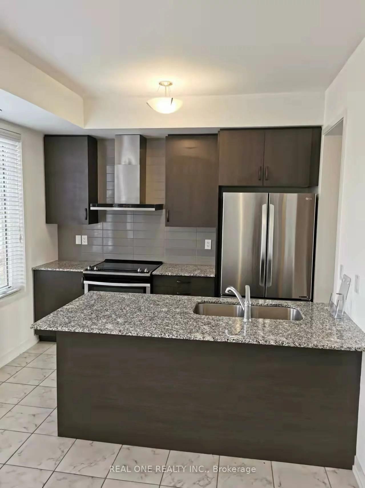 209, Harding Park, Glenway Estates, Newmarket