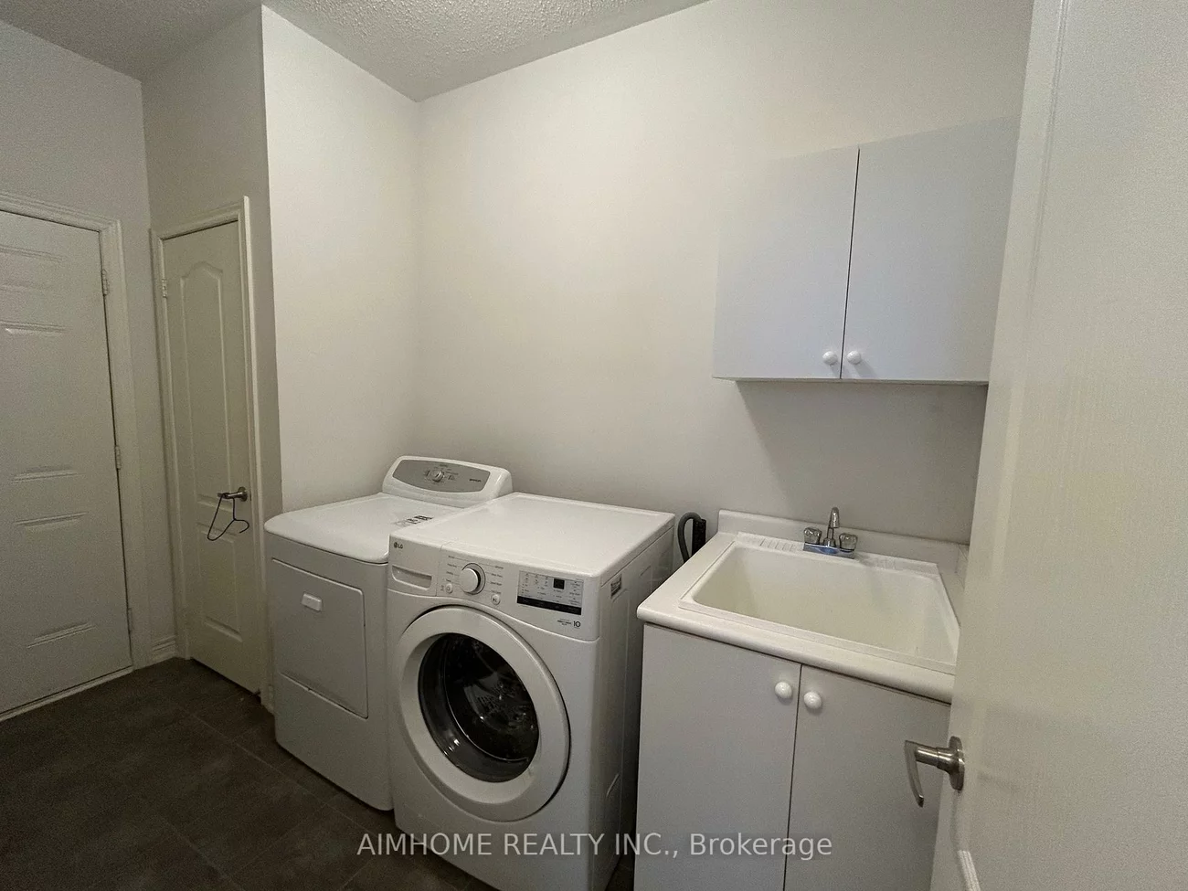 1202, Atkins, Stonehaven-Wyndham, Newmarket