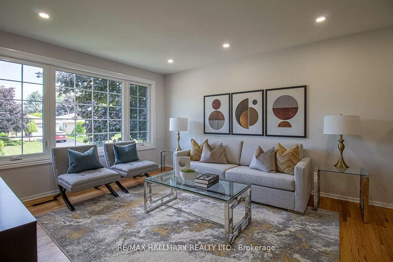 978, Wildwood, Gorham-College Manor, Newmarket