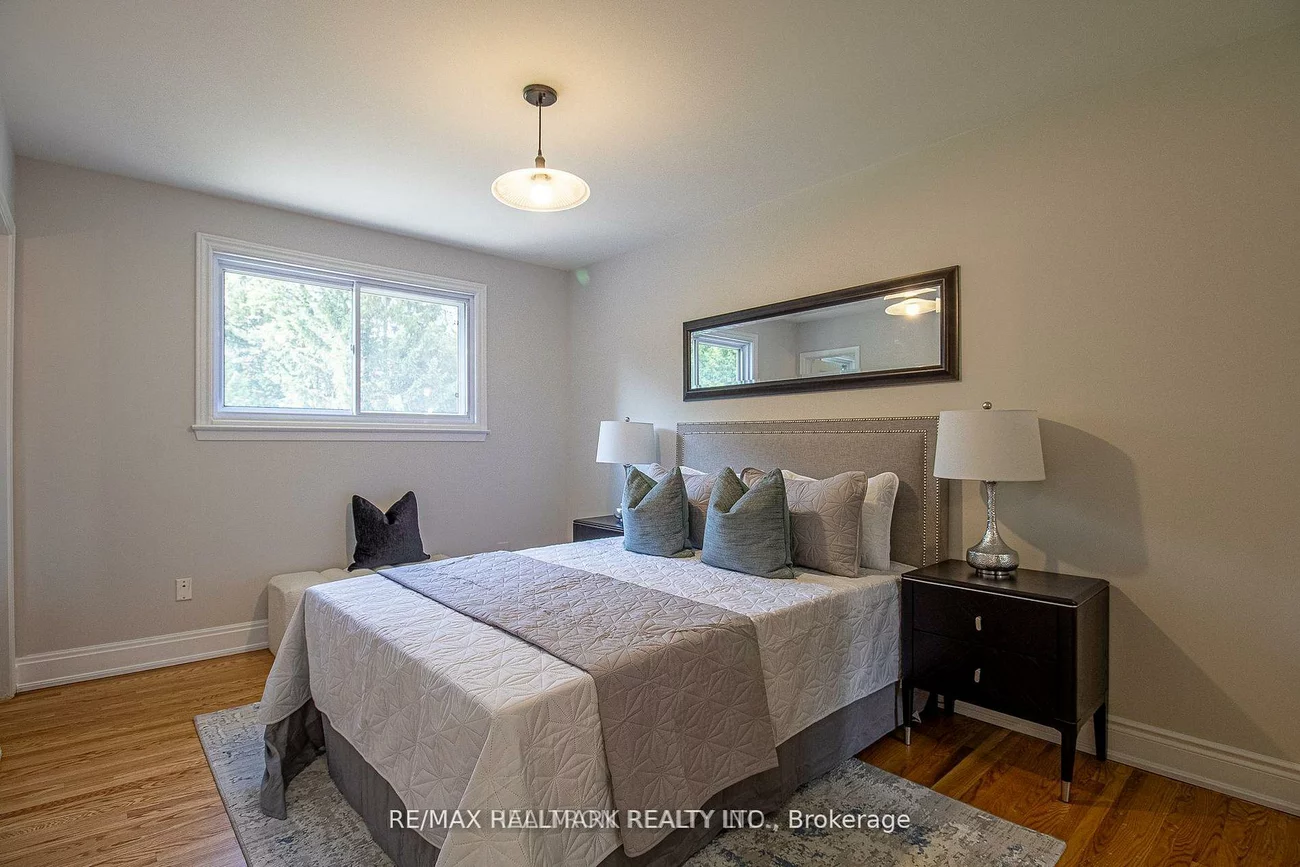 978, Wildwood, Gorham-College Manor, Newmarket