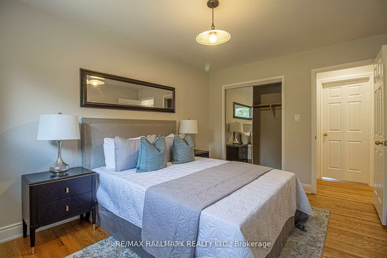 978, Wildwood, Gorham-College Manor, Newmarket