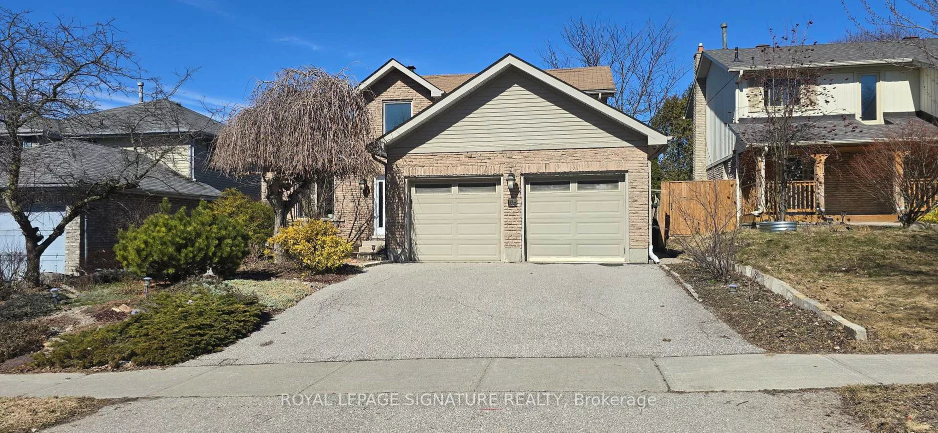 105, Ashton, Huron Heights-Leslie Valley, Newmarket