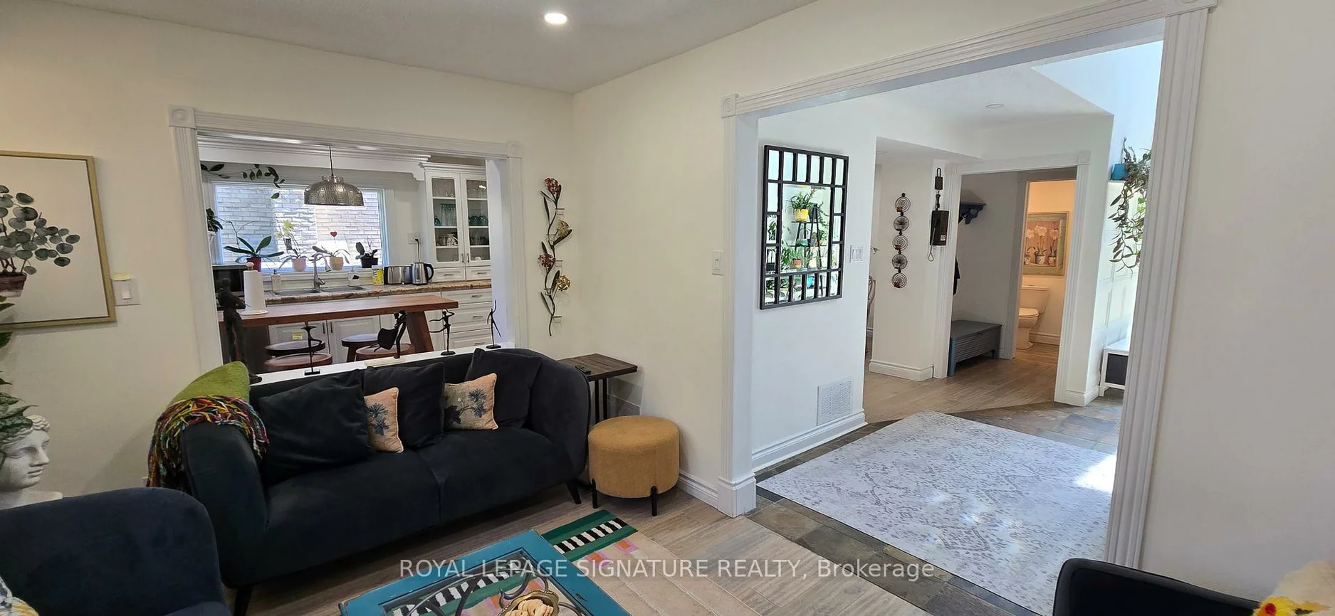 105, Ashton, Huron Heights-Leslie Valley, Newmarket