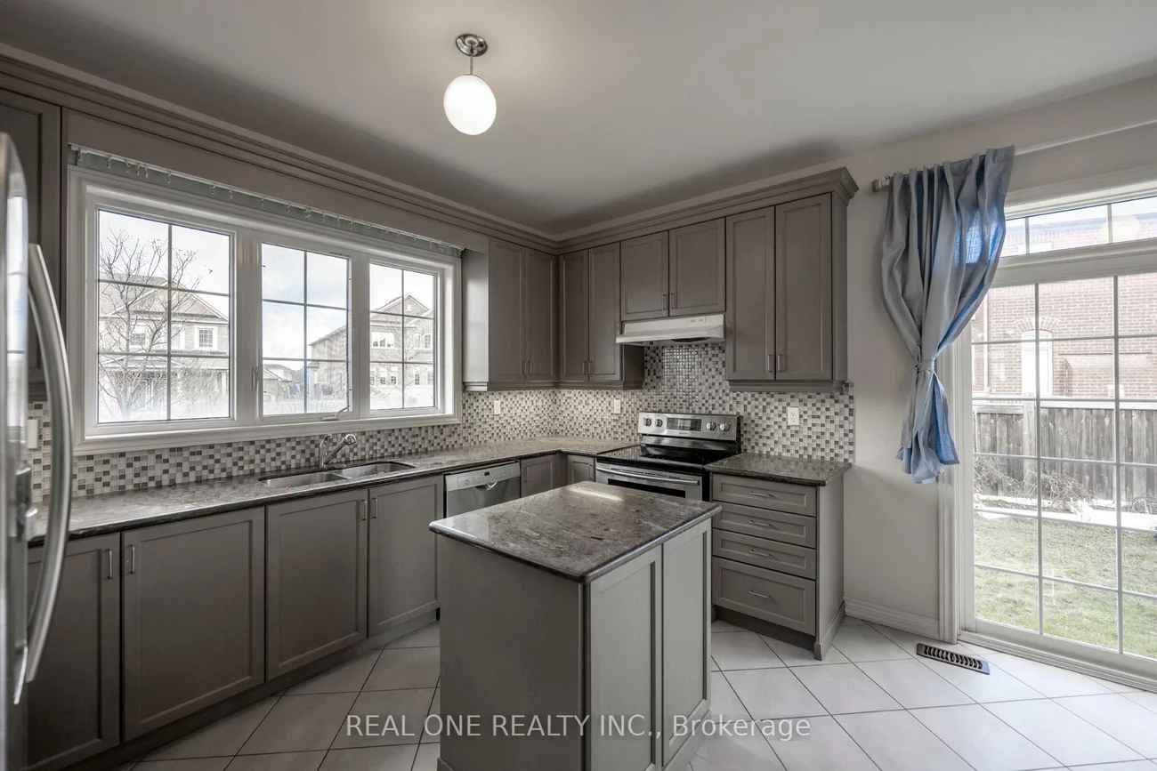 1136, Cenotaph, Stonehaven-Wyndham, Newmarket