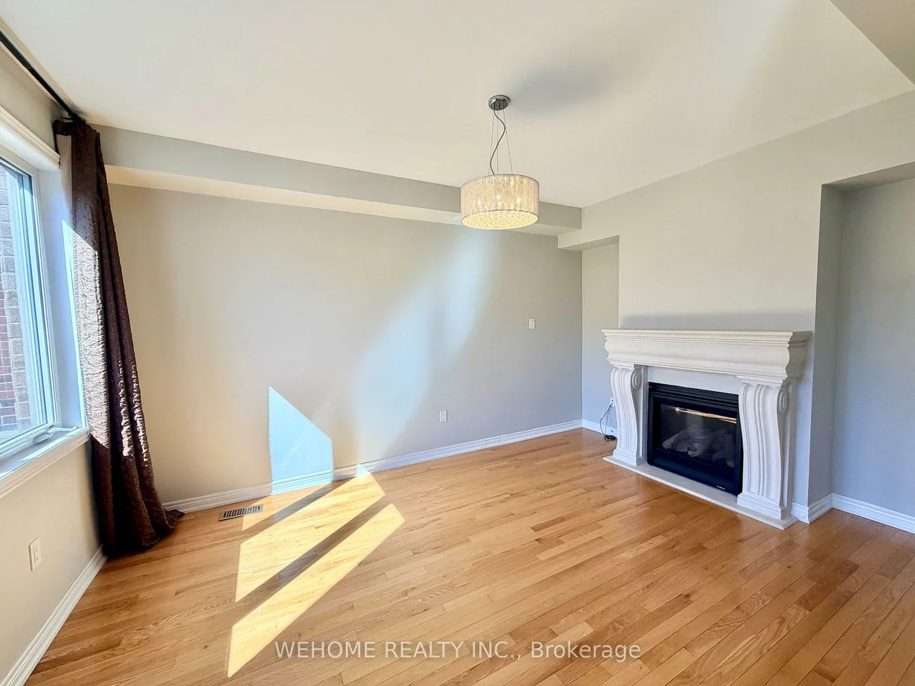 657, Sweetwater, Glenway Estates, Newmarket