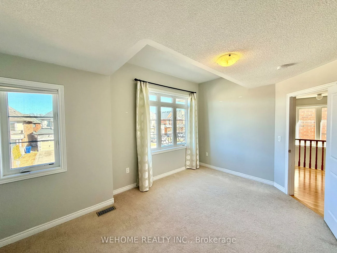 657, Sweetwater, Glenway Estates, Newmarket