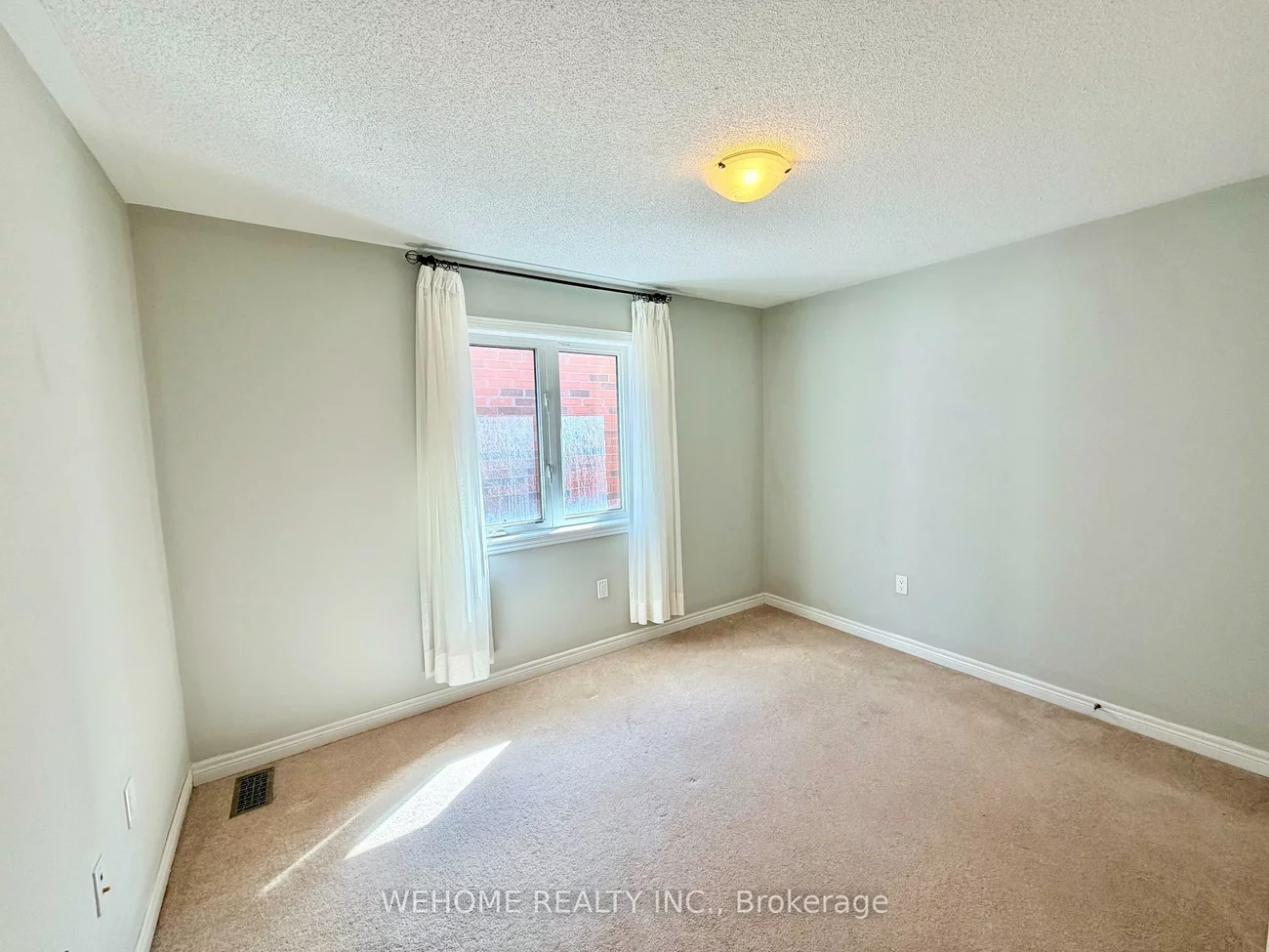 657, Sweetwater, Glenway Estates, Newmarket