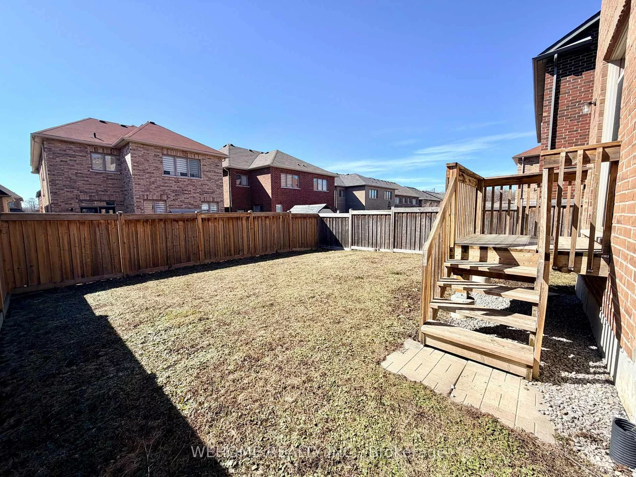 657, Sweetwater, Glenway Estates, Newmarket