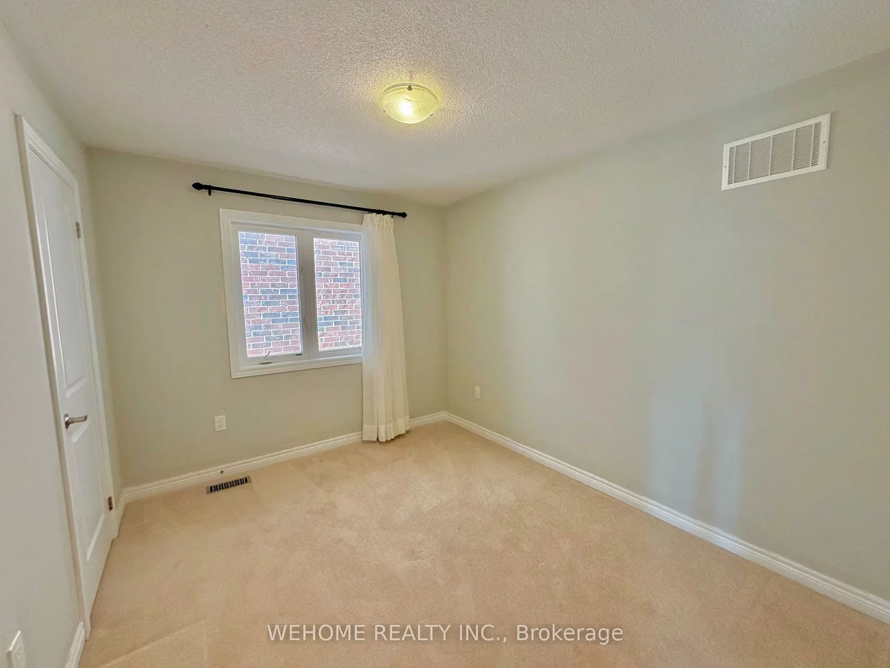 657, Sweetwater, Glenway Estates, Newmarket