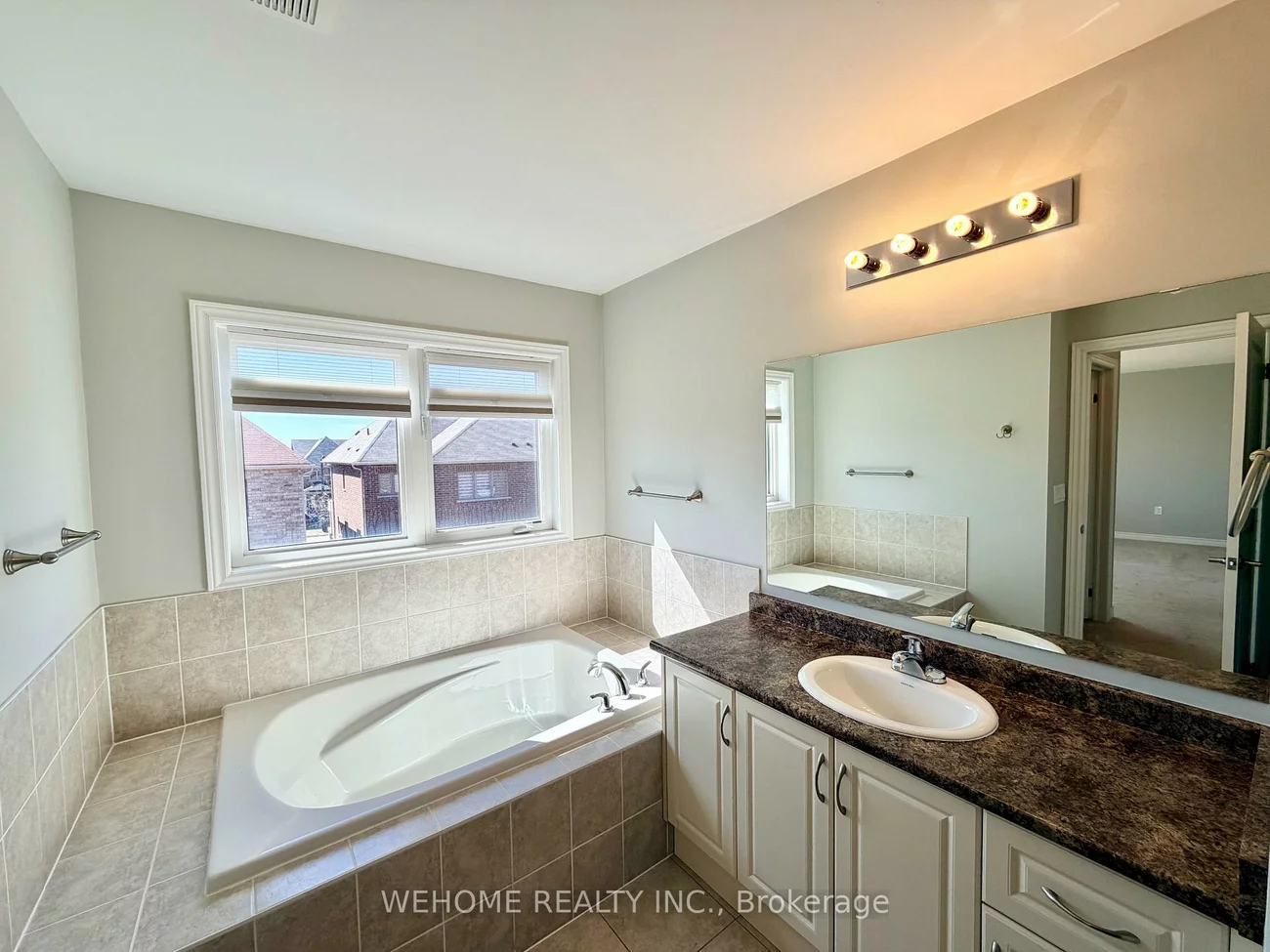 657, Sweetwater, Glenway Estates, Newmarket