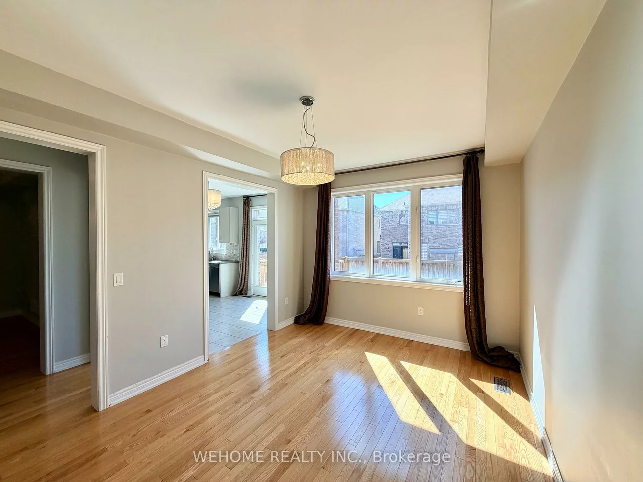 657, Sweetwater, Glenway Estates, Newmarket