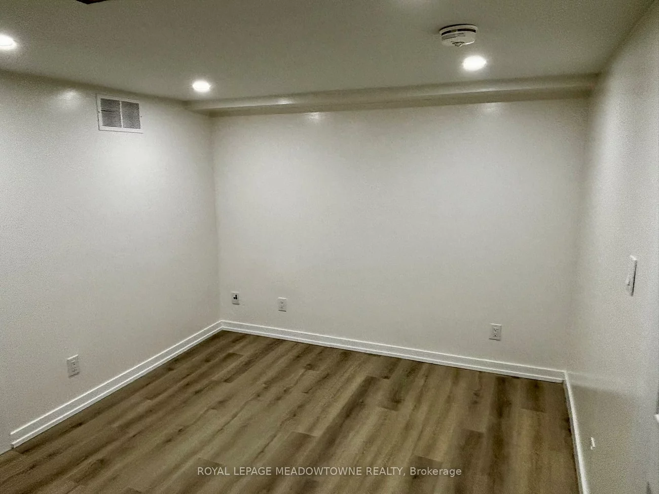 736, Sunnypoint, Huron Heights-Leslie Valley, Newmarket