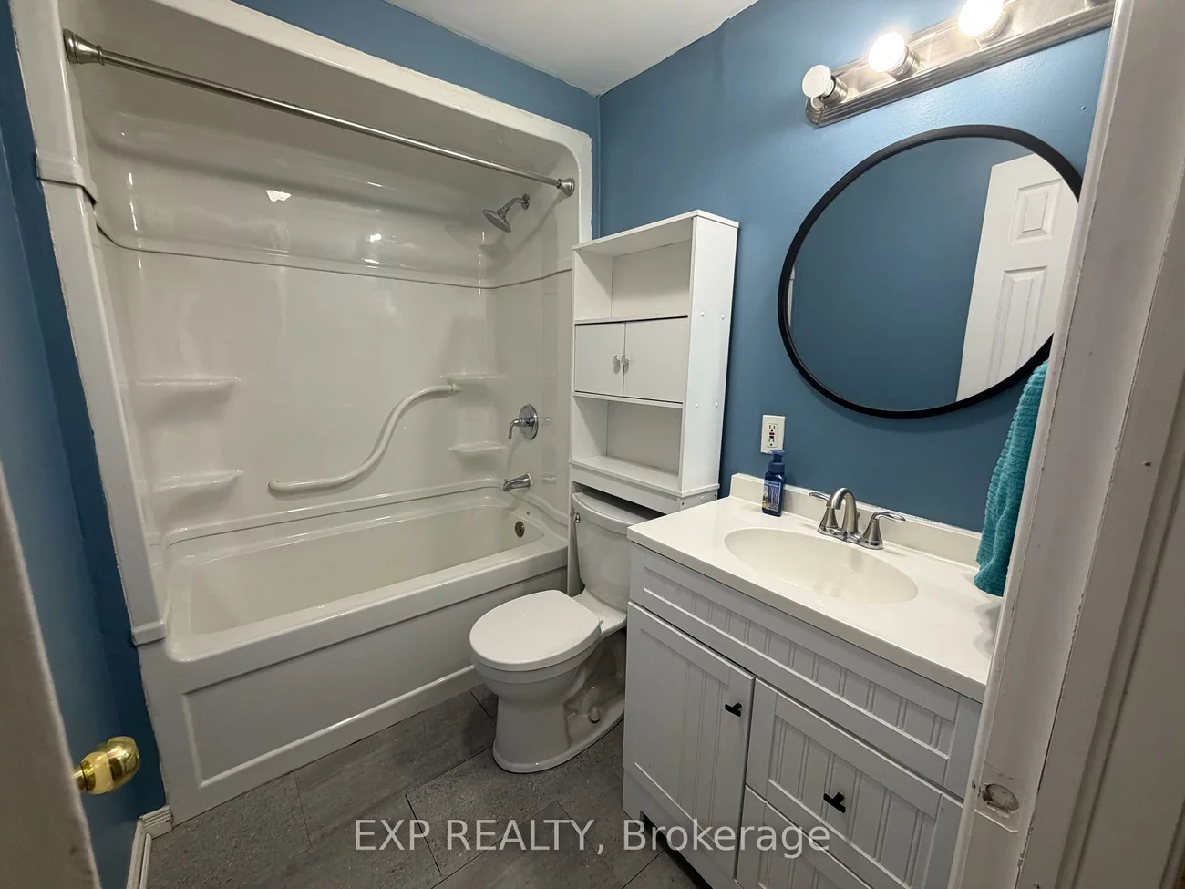 73, Roxborough, Gorham-College Manor, Newmarket