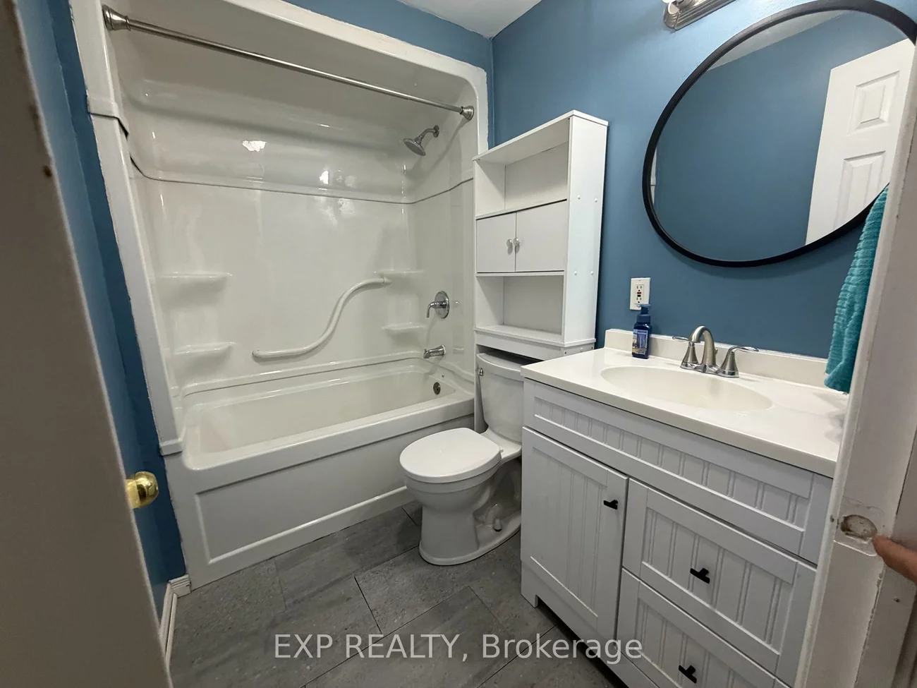 73, Roxborough, Gorham-College Manor, Newmarket