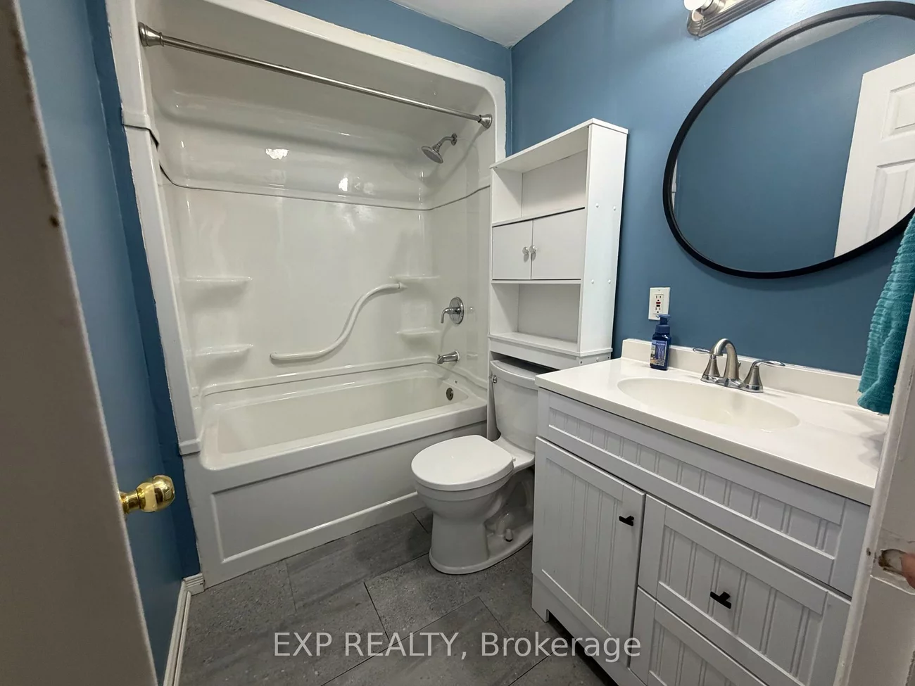 73, Roxborough, Gorham-College Manor, Newmarket