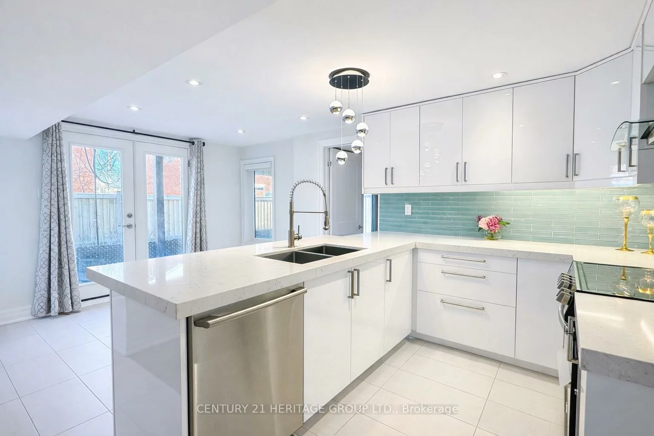 691, Shanahan, Armitage, Newmarket