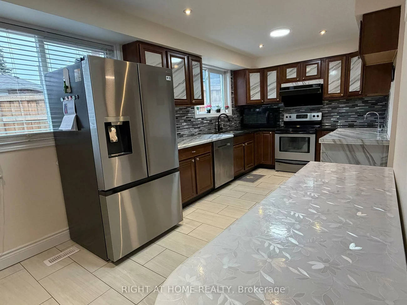 266, London, Bristol-London, Newmarket