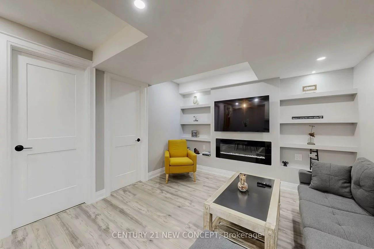 622, Sweetwater, Glenway Estates, Newmarket