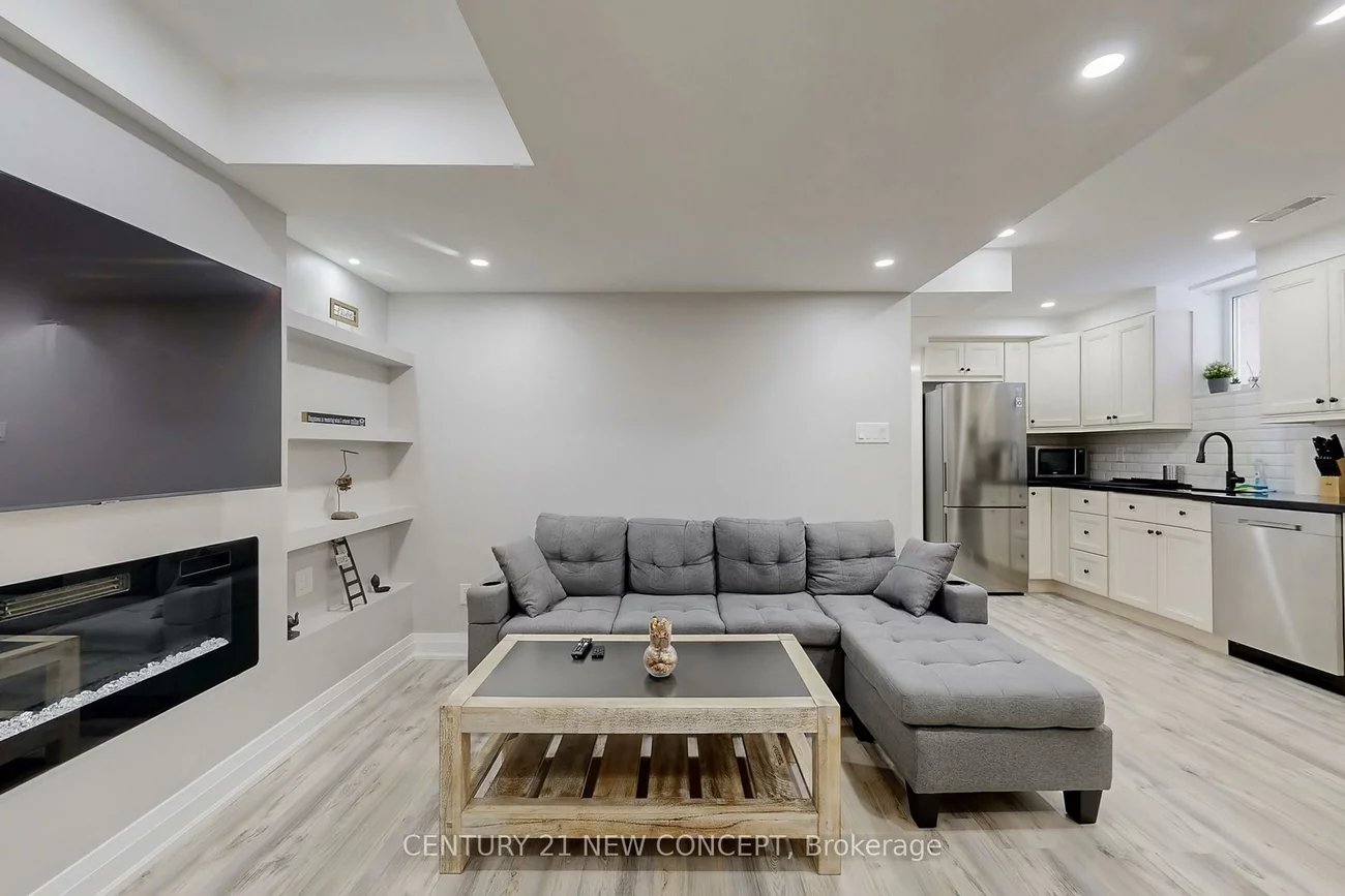 622, Sweetwater, Glenway Estates, Newmarket