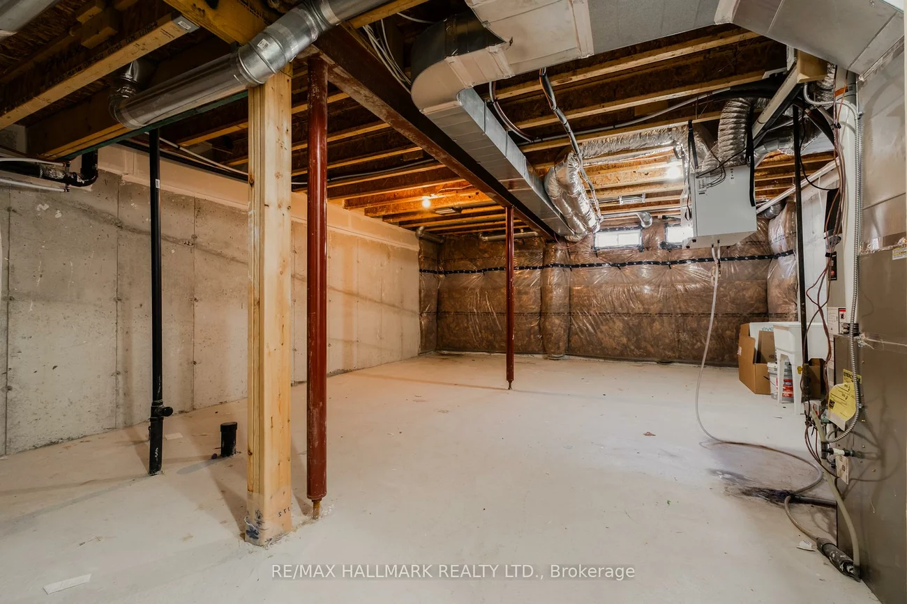 64, DUNDONALD, Glenway Estates, Newmarket