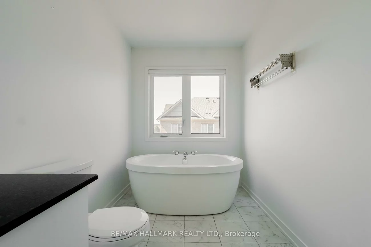 64, DUNDONALD, Glenway Estates, Newmarket