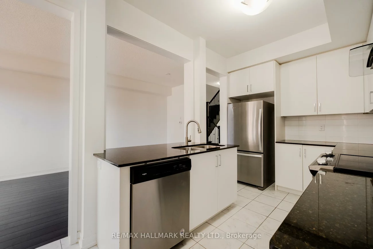 64, DUNDONALD, Glenway Estates, Newmarket