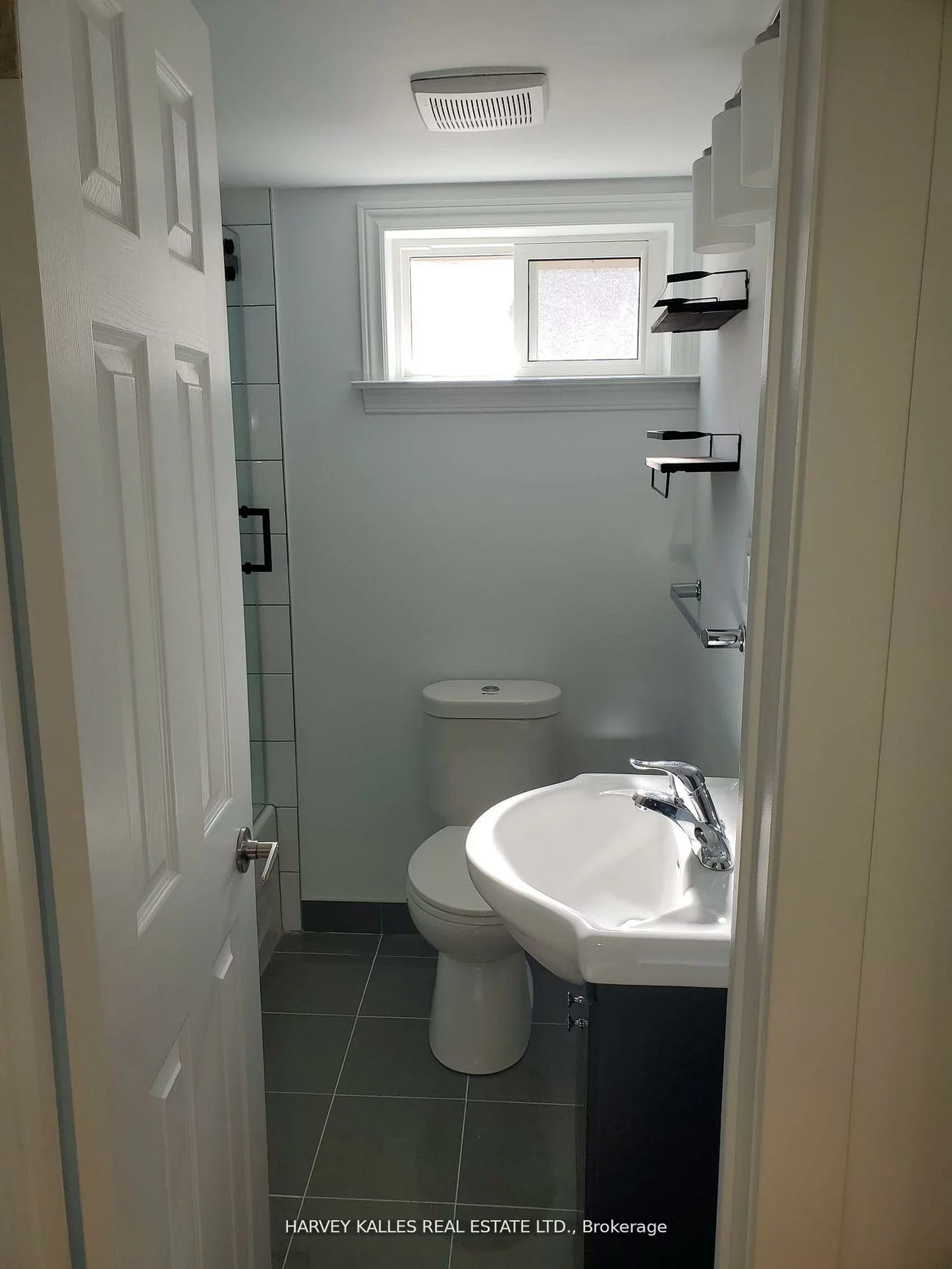 347, Ella, Central Newmarket, Newmarket