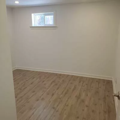 347, Ella, Central Newmarket, Newmarket