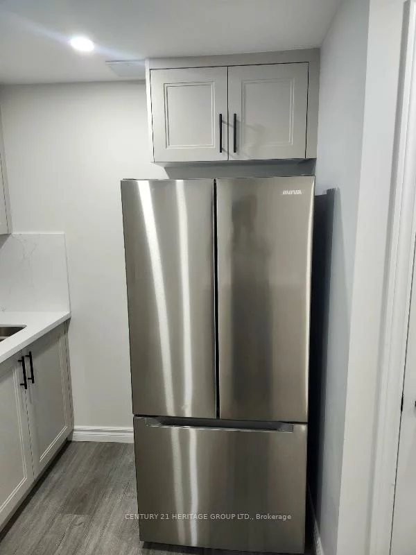 54, Gail Parks, Woodland Hill, Newmarket