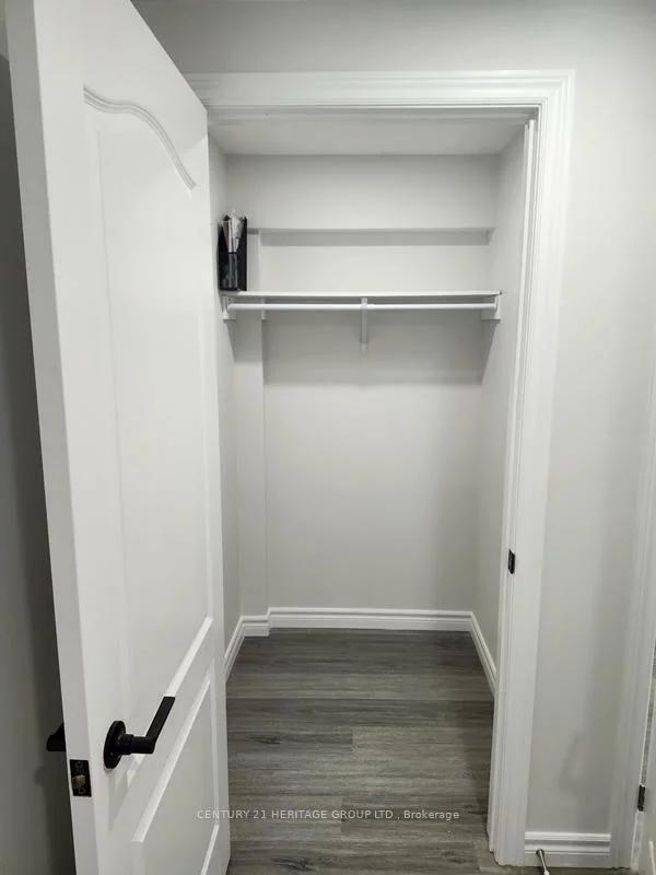 54, Gail Parks, Woodland Hill, Newmarket