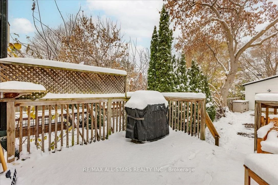 387, Ontario, Central Newmarket, Newmarket