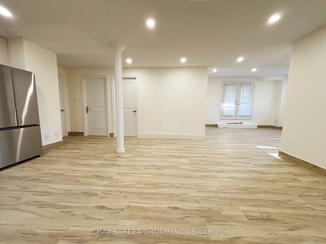Bsmt 42, Brown, Glenway Estates, Newmarket