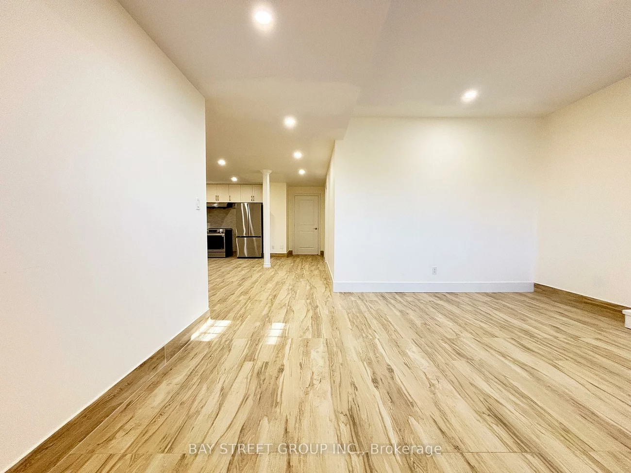 Bsmt 42, Brown, Glenway Estates, Newmarket