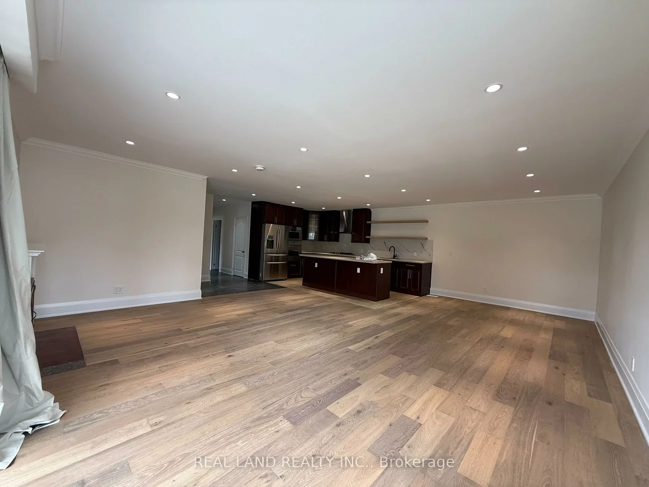 220, Millard, Central Newmarket, Newmarket