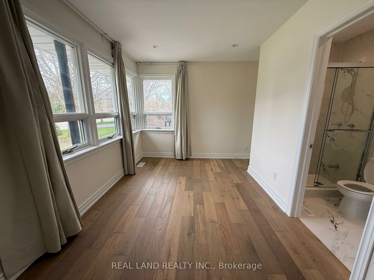 220, Millard, Central Newmarket, Newmarket
