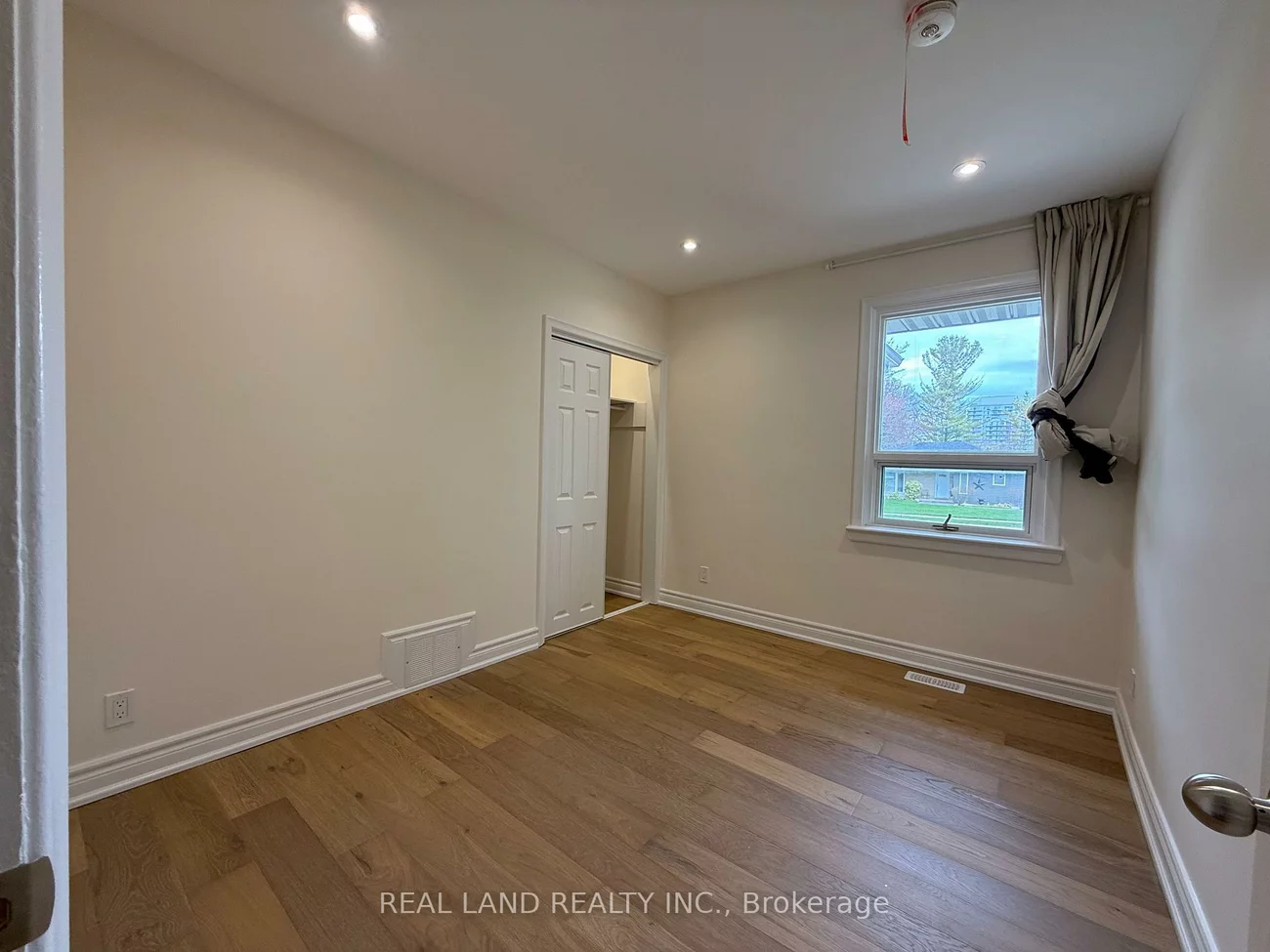 220, Millard, Central Newmarket, Newmarket