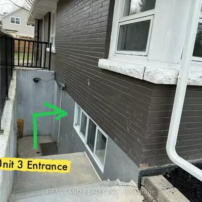220, Millard, Central Newmarket, Newmarket
