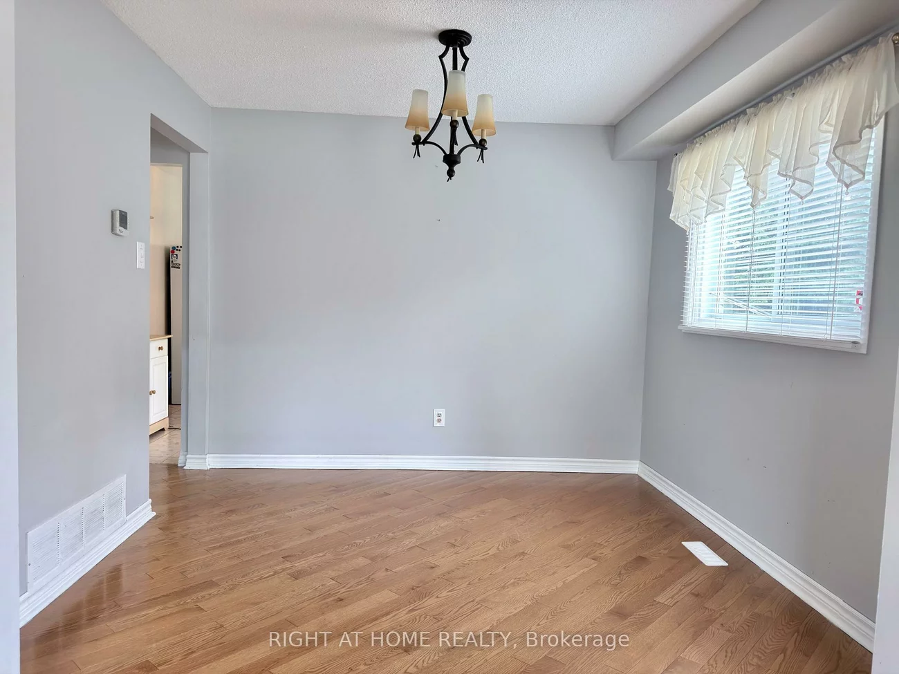106, Carlson, Gorham-College Manor, Newmarket