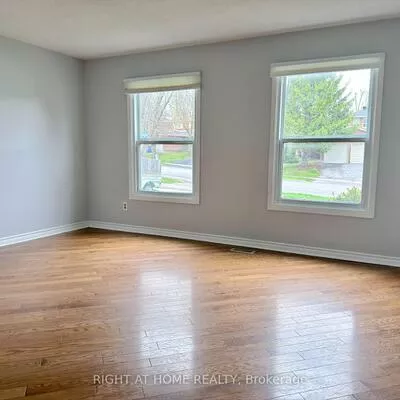 106, Carlson, Gorham-College Manor, Newmarket