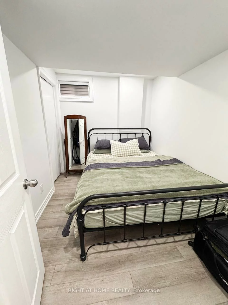 361, Gaston, Gorham-College Manor, Newmarket