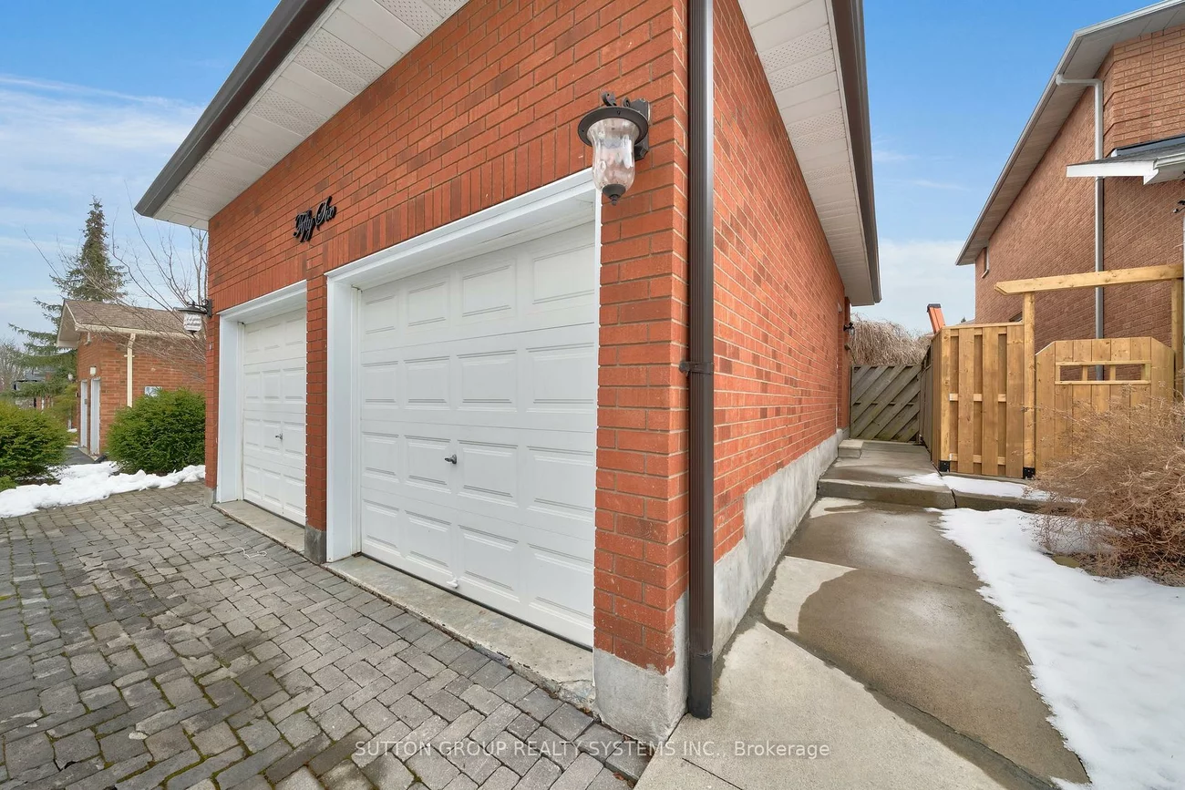 56, Ballard, Armitage, Newmarket