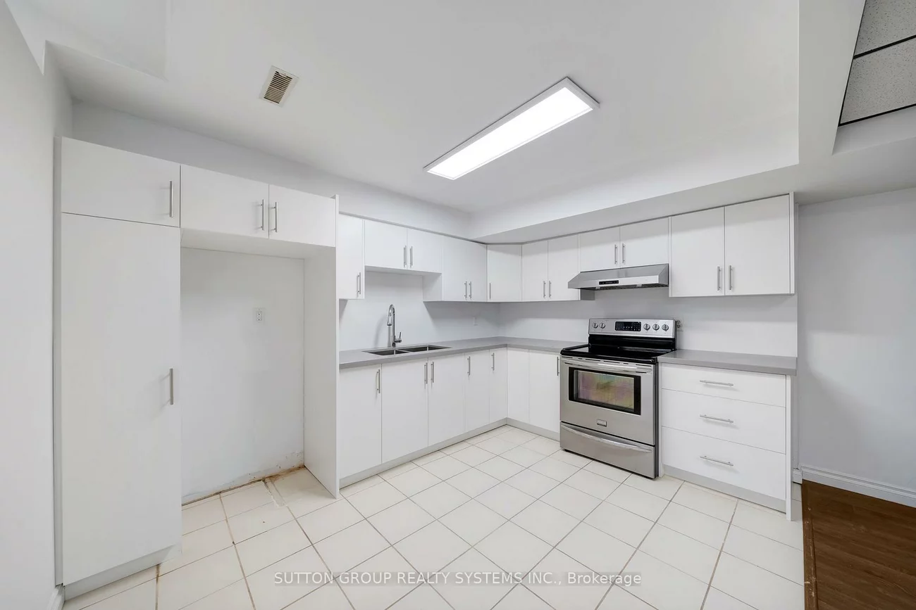56, Ballard, Armitage, Newmarket