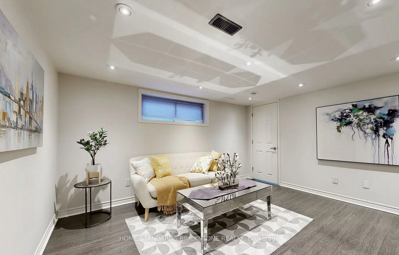 1011, Janette, Huron Heights-Leslie Valley, Newmarket