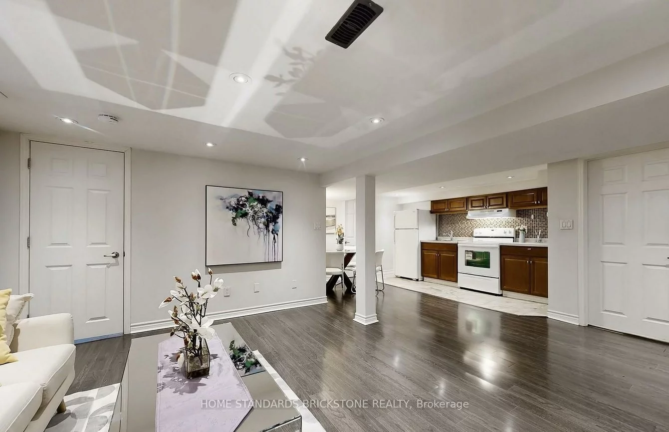 1011, Janette, Huron Heights-Leslie Valley, Newmarket