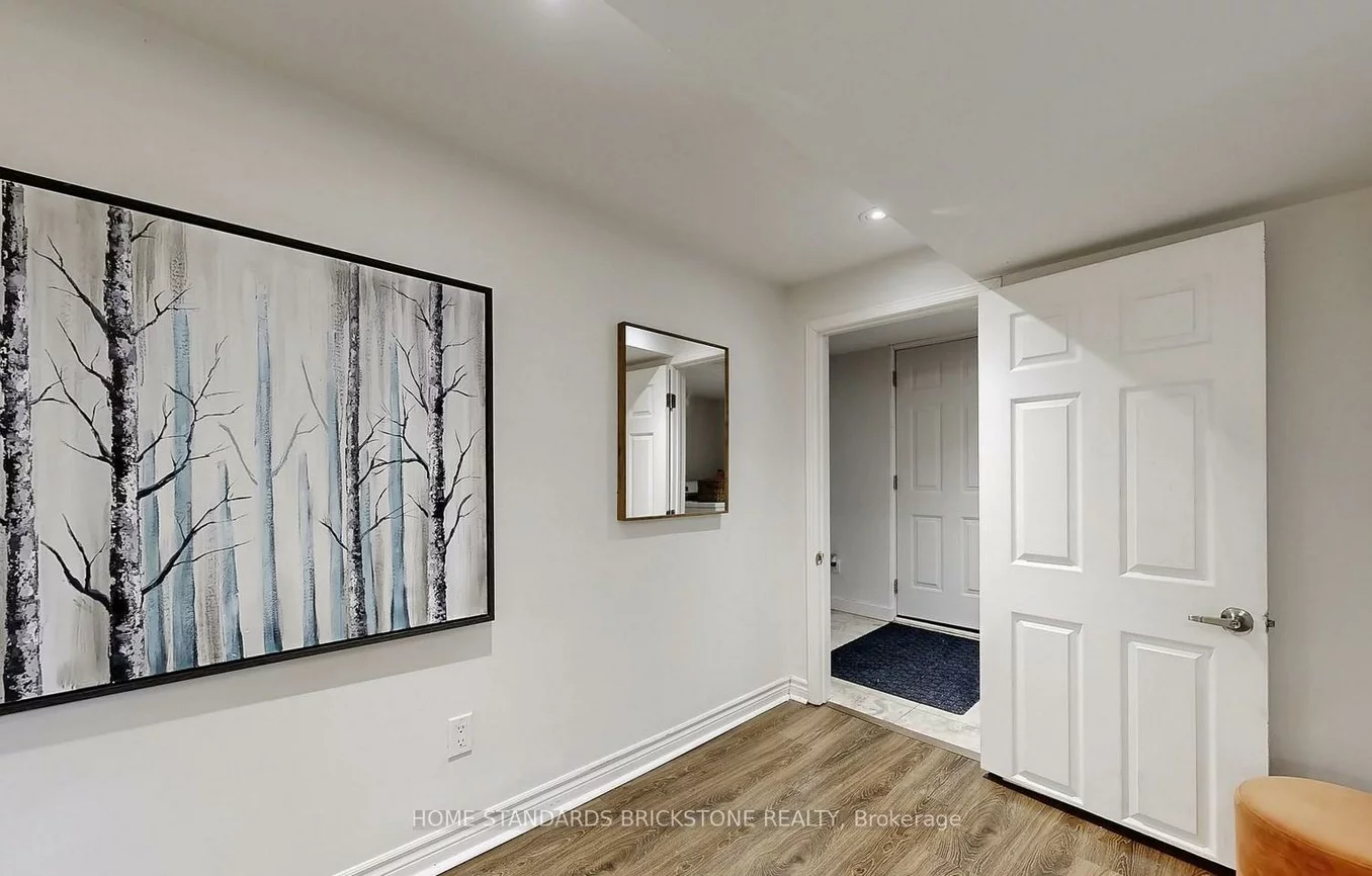 1011, Janette, Huron Heights-Leslie Valley, Newmarket