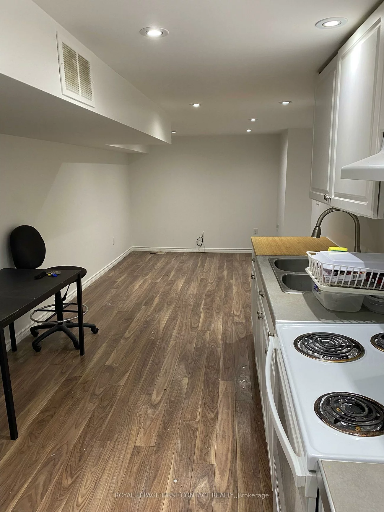 560, Heman, Huron Heights-Leslie Valley, Newmarket