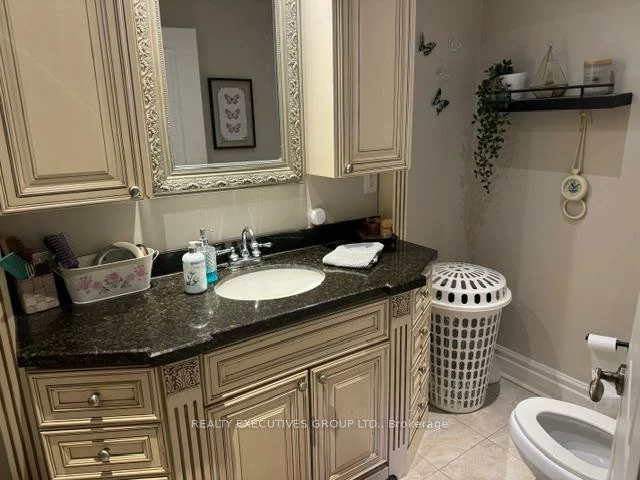 16970, Bayview, Gorham-College Manor, Newmarket