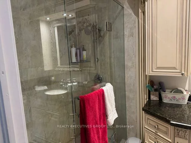 16970, Bayview, Gorham-College Manor, Newmarket