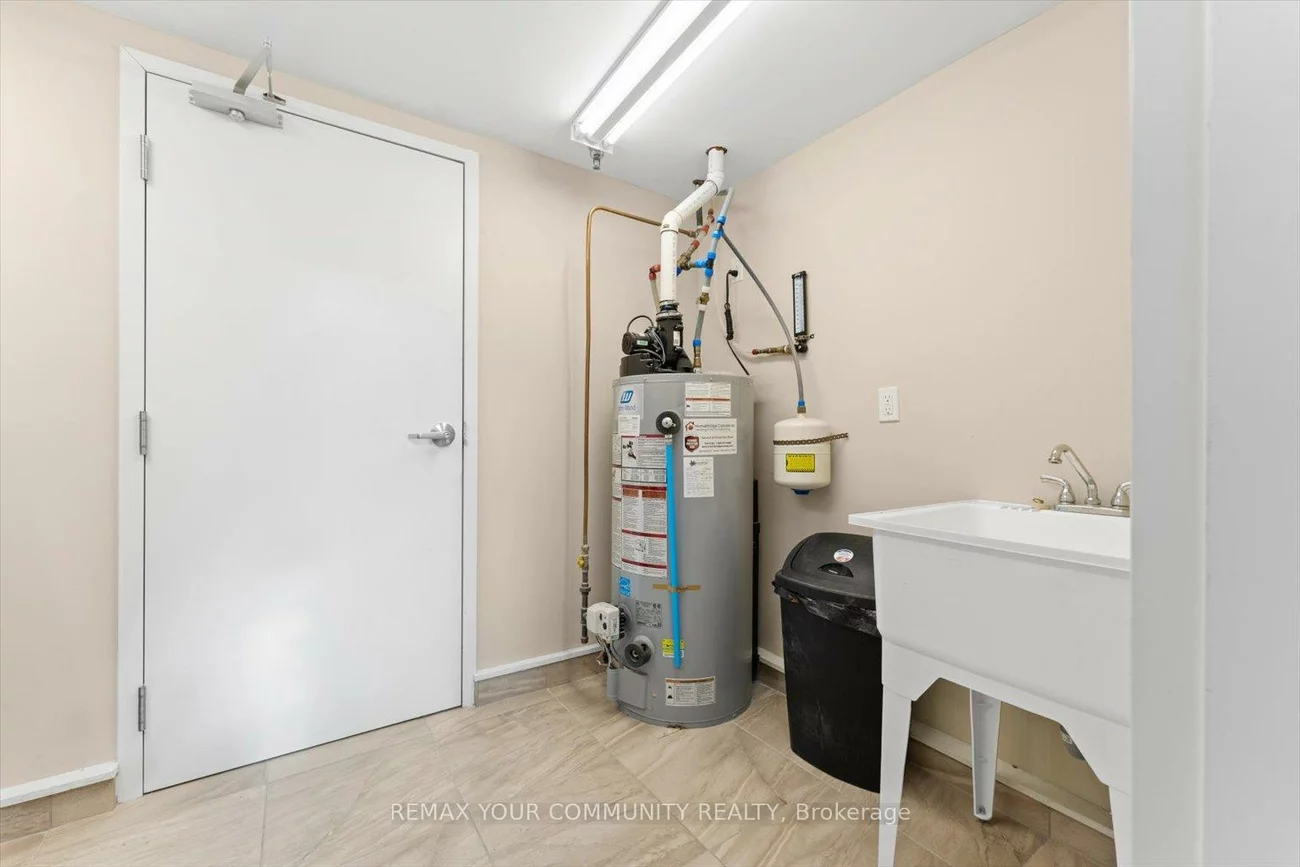 443, Timothy, Central Newmarket, Newmarket
